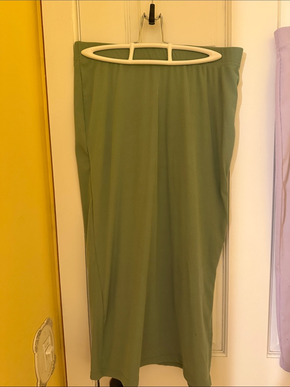 Women’s Sage Green Midi Skirt